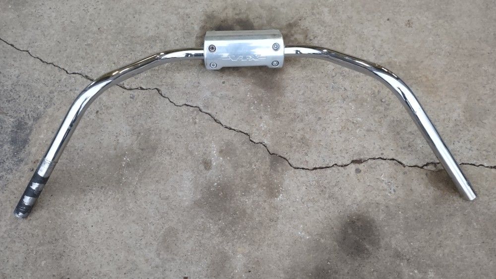 Stock handle bars and riser off a 2003 Honda vtx 1800r