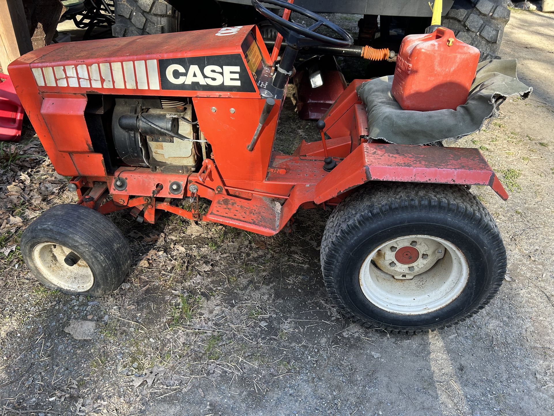 1976 Case 210 Garden Tractor 
