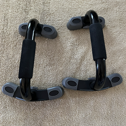 Gold’s gym push up hand bars