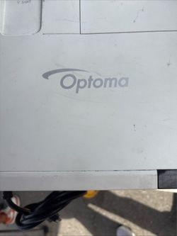 OPTOMA PROJECTOR