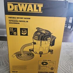 DEWALT PORTABLE WET/DRY VACUUM 