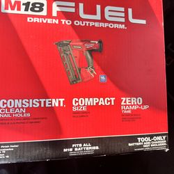 Milwaukee M18 FUEL 18-Volt Lithium-Ion Brushless Cordless Gen II 16-Gauge Angled Finish Nailer