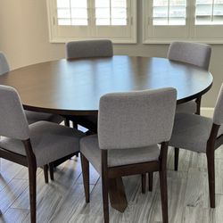 60” Modern Dining Table & Chairs