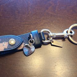 Coach Trigger Snap Bag Charm With Cat Print Keychain