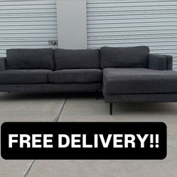 FREE DELIVERY || Living Spaces Sectional Couch