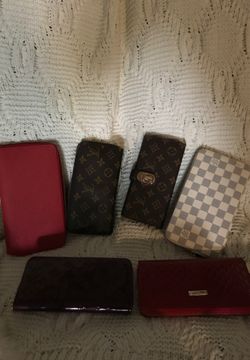 Beautiful new wallets pick one