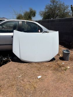 2009 Chevrolet Equinox LT Hood