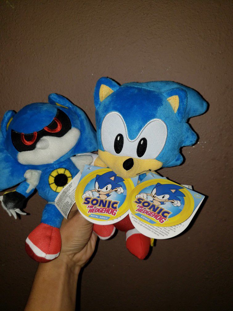 Classic Metal Sonic And Sonic Plushie 