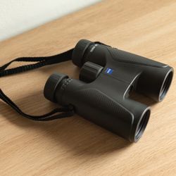 Zeiss 10x42 Terra ED Binoculars Black