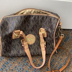 MICHAEL KORS BAG