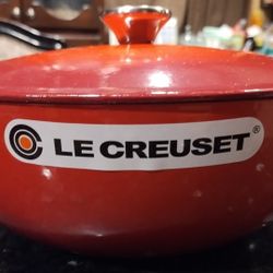 NEW Le Creuset 4.5 Quart Cerise Soup Pot $300