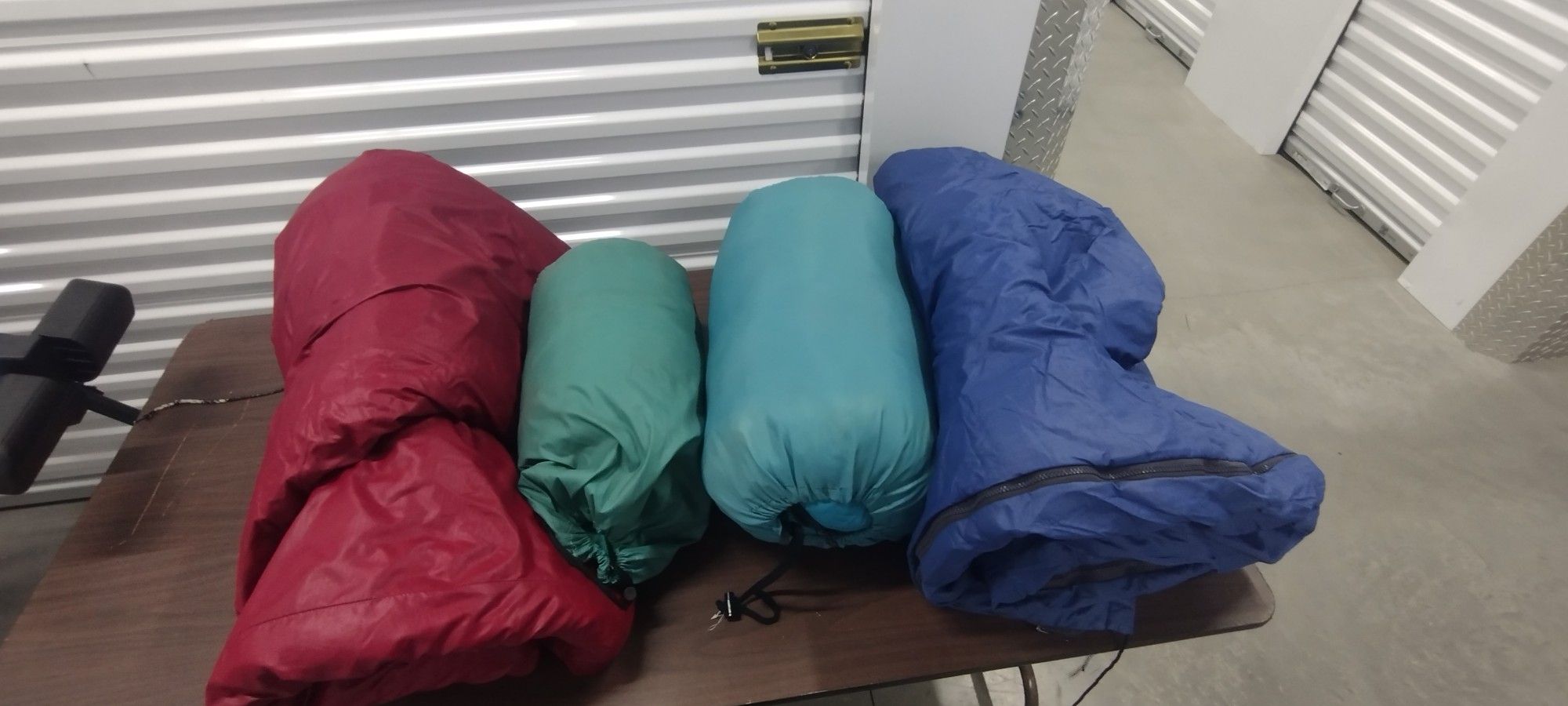 4 Camping Sleeping Bags