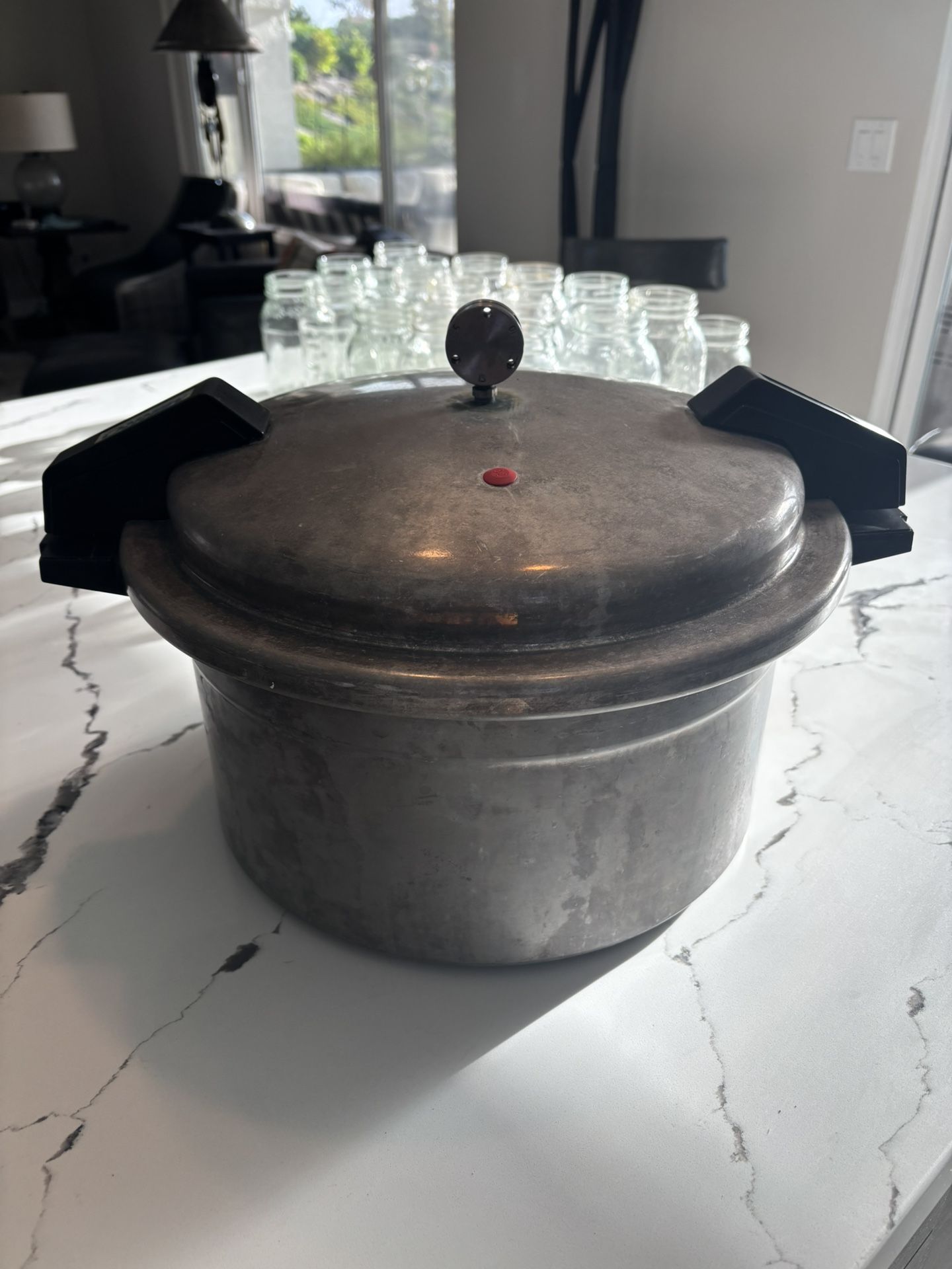 Pressure Cooker - Home Canning