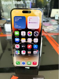 iPhone 14 Pro Max 128GB Unlocked to any carrier! Cracked back but really functional.