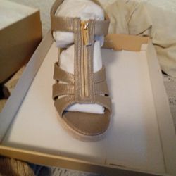 Michael Kors -Brand New Karmen Faux Leather Platform Sandals 