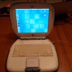 IBook G3 Clamshell Mint With New Battery And MacOS 9, 10, Win 3.1, Win95, Original Power Supply All Mint And Many Extras OBO and Trades Okay