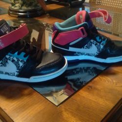 Nike Zoom Windlo 4 Shield Size 8