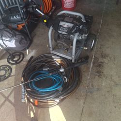 Simpson Pro Series Preasure Washer. 