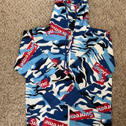 Supreme Hoodie 2