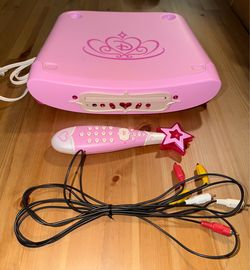 Vintage Disney Pink Princess Ruby Buttons DVD player With Remote Fully Tested