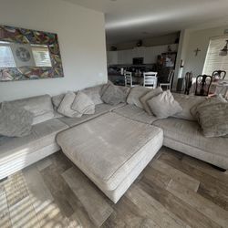 Sectional Sofa With Ottoman 