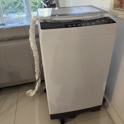 BLACK+DECKER 20.3 in. 1.7 cu. ft. 6-Cycle Portable Top Load Electric Washing Machine