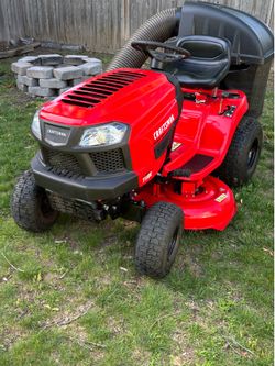 2022 Craftsman T110 Ride On Mower