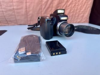 Kodak EasyShare Z7590 5.0MP 10x Zoom Digital Camera W Charger/Battery TESTED