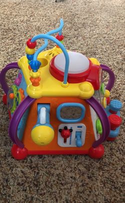 Baby busy toy