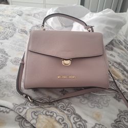 Michael Kors Briston Medium Purse