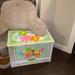 White Girls Toy Chest 