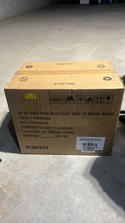 Igloo 25 Qt BMX Brand Spanking New