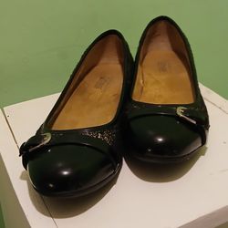 Croft & Barrow Black And Silver Sparkly Tweed Flats Size 8 Patent Leather Toe