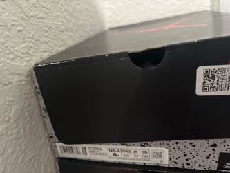 Air Jordan 6 Retro GS White/Fire Red-Black Size 6Y