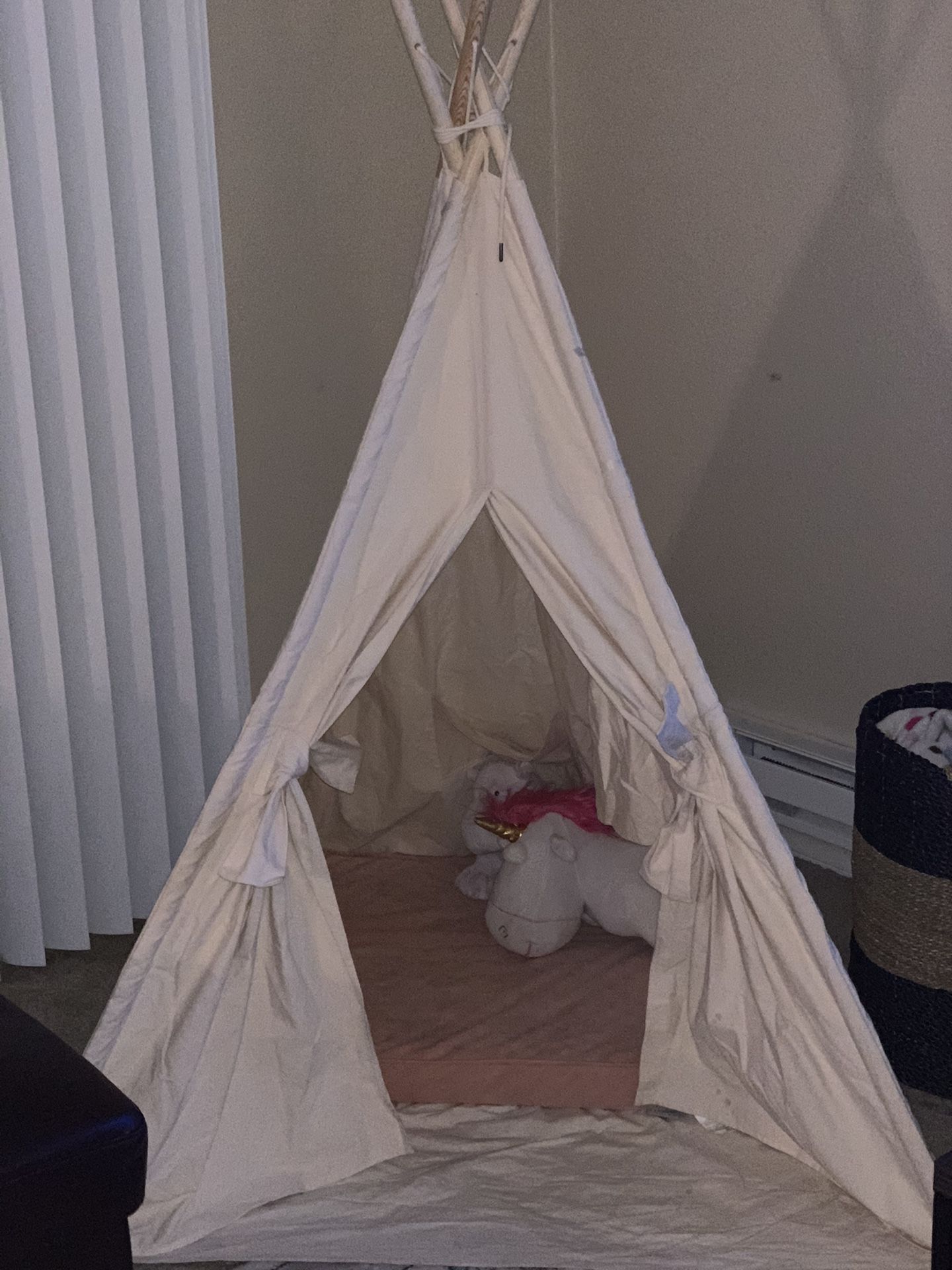 Kids teepee