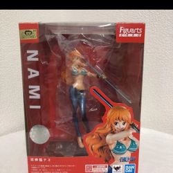 FigArts One Piece Nami Figure