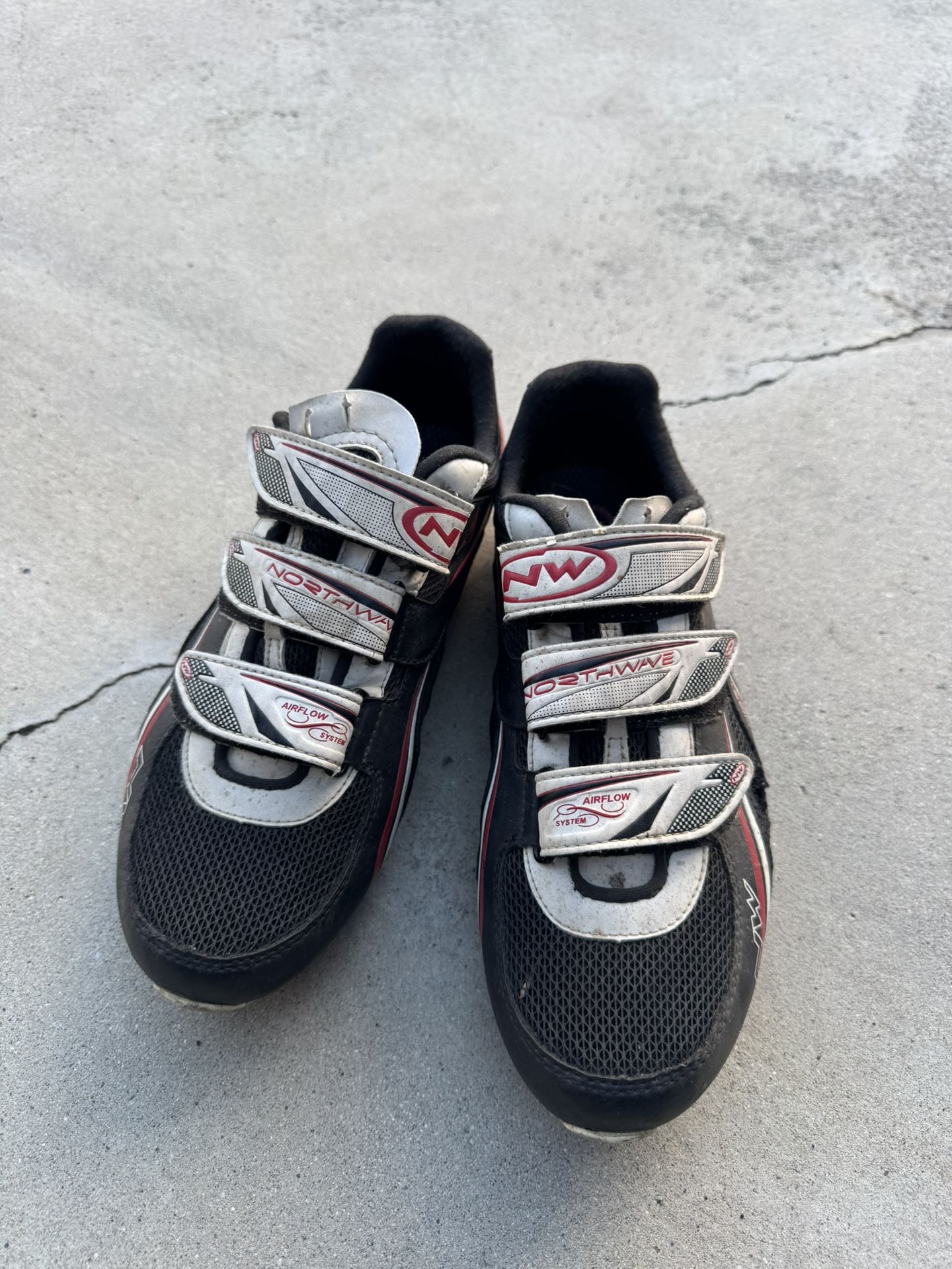 NORTHWAVE MOUNTAIN BIKE SHOES (12US)