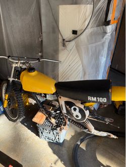 Suzuki RM100