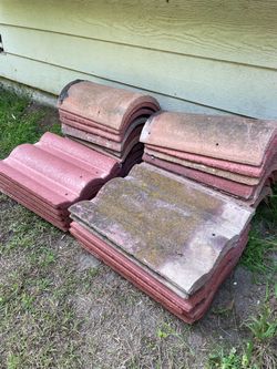 New and Used Concrete Roof Tiles Lot
