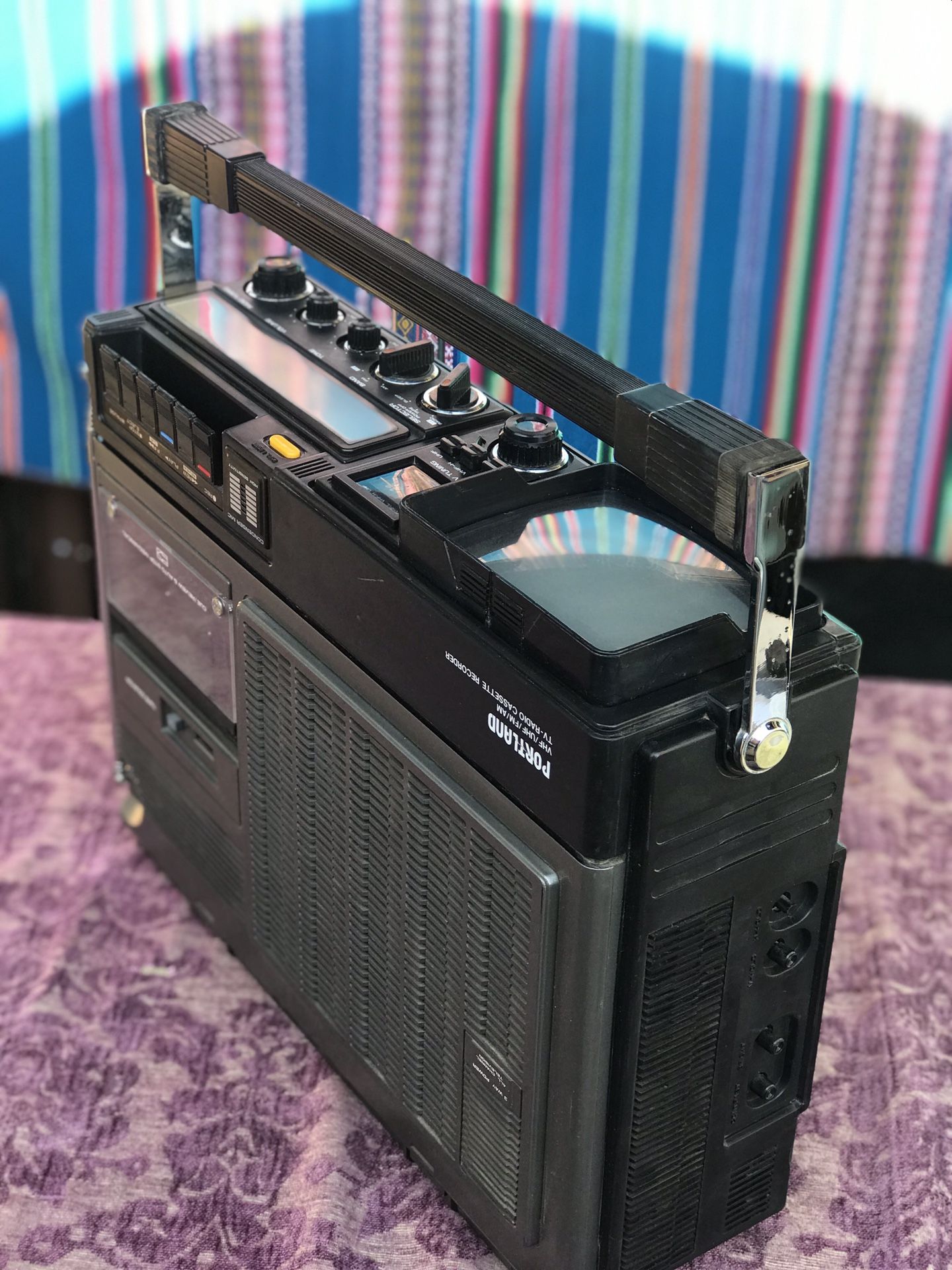 Vintage 1981 Portable 5”inch TV RADIO CASSETTE RECORDER Earthquake