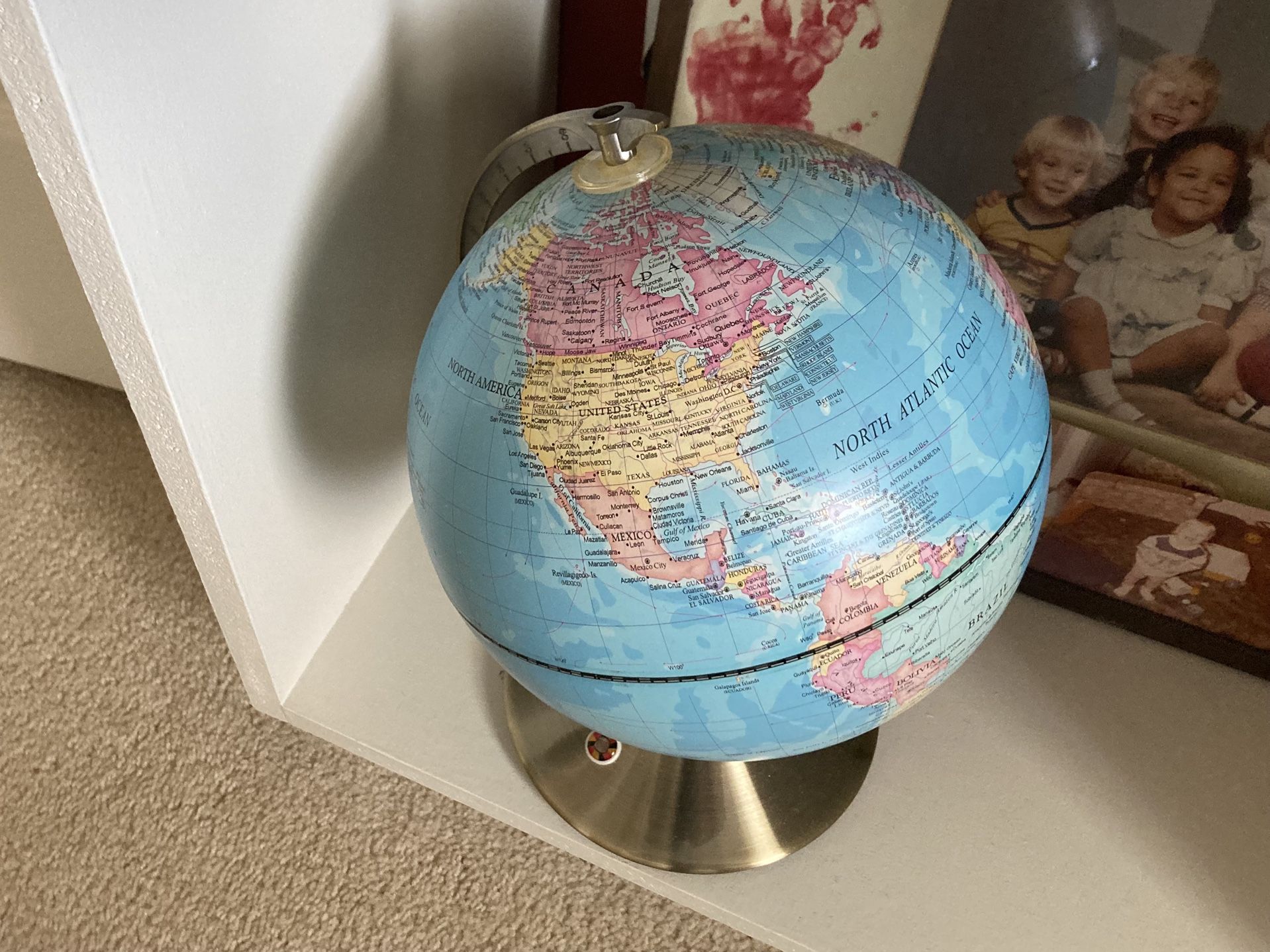 World Globe with Light-Up Constellation Mode