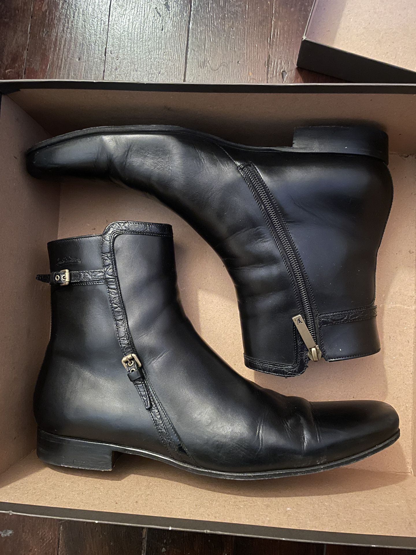 Louis Vuitton Leather Boots 9 Men Authentic