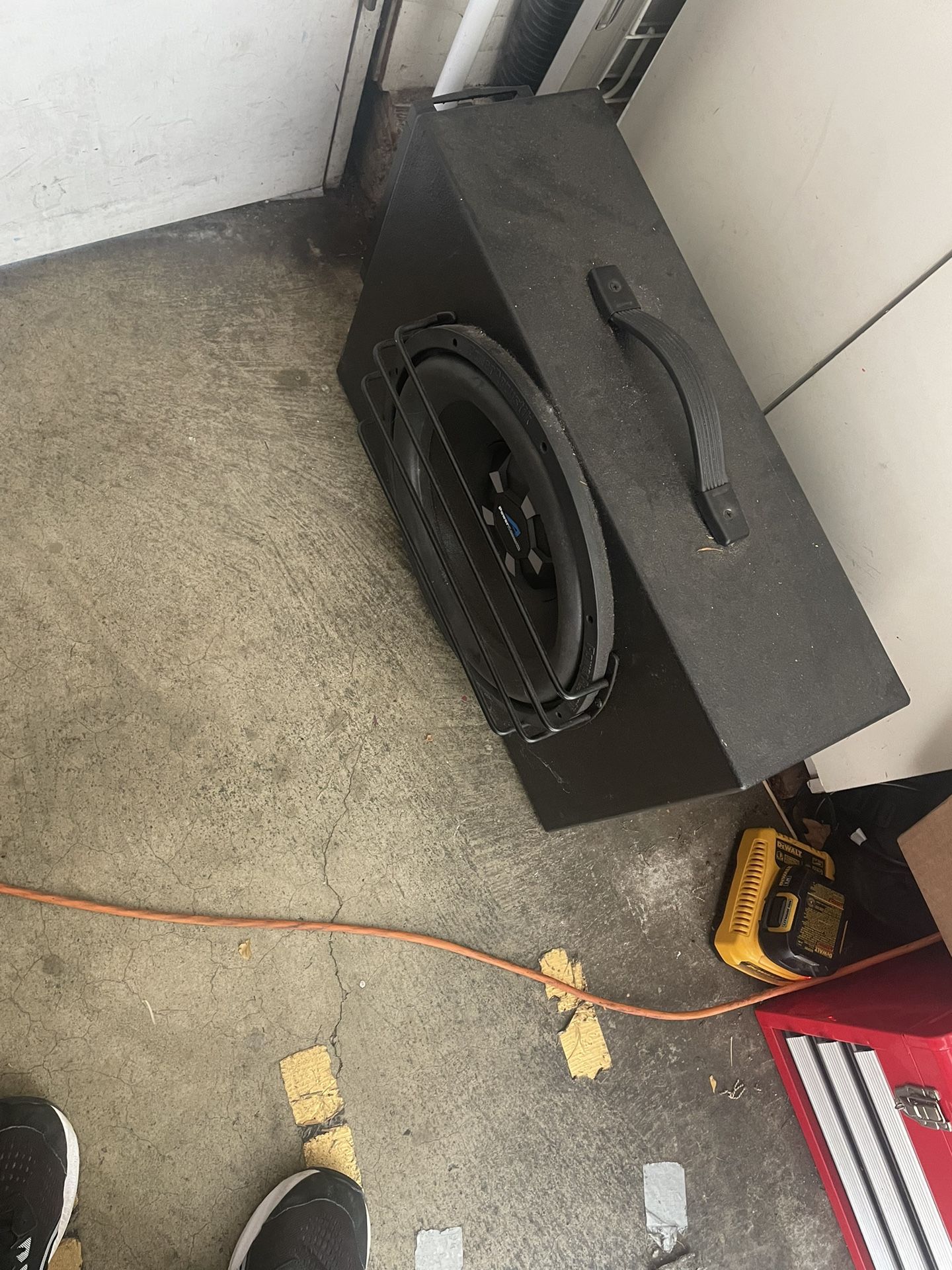 15 Inch Subwoofer With Amp