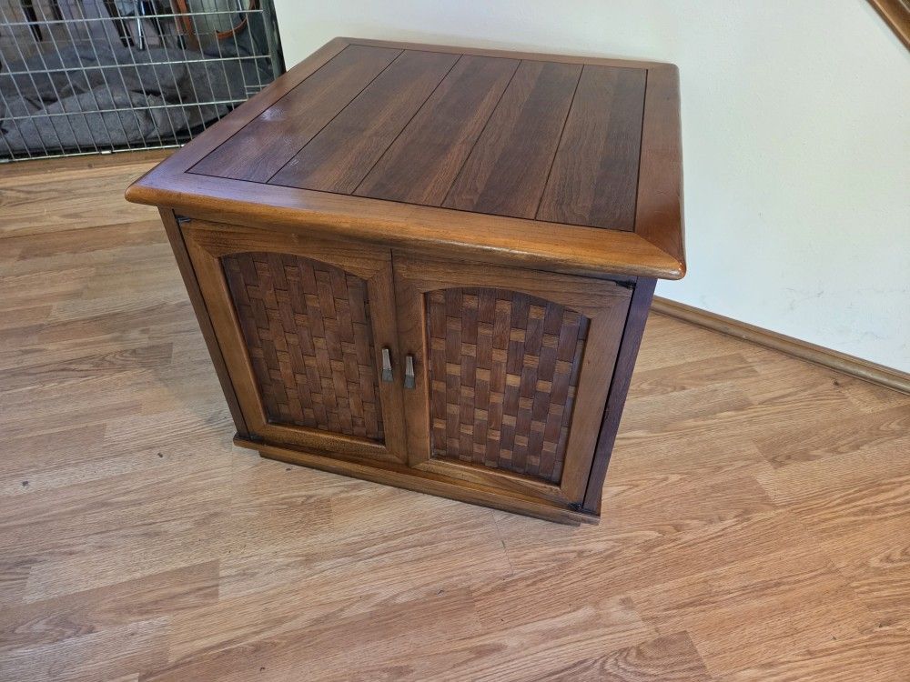 Mid Century End Table 
