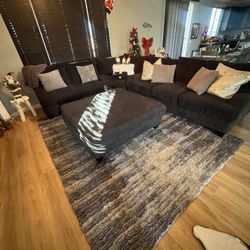 4pc Sectional w/ Ottoman Seats 6 Easily Cheap Starter Kit $300 OBO LETS MAKE A DEAL