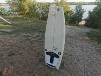 Ronix Pot Belly Cruiser Wake Surf Board – 4’11”. Excellent Condition
