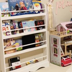 Bookshelf 