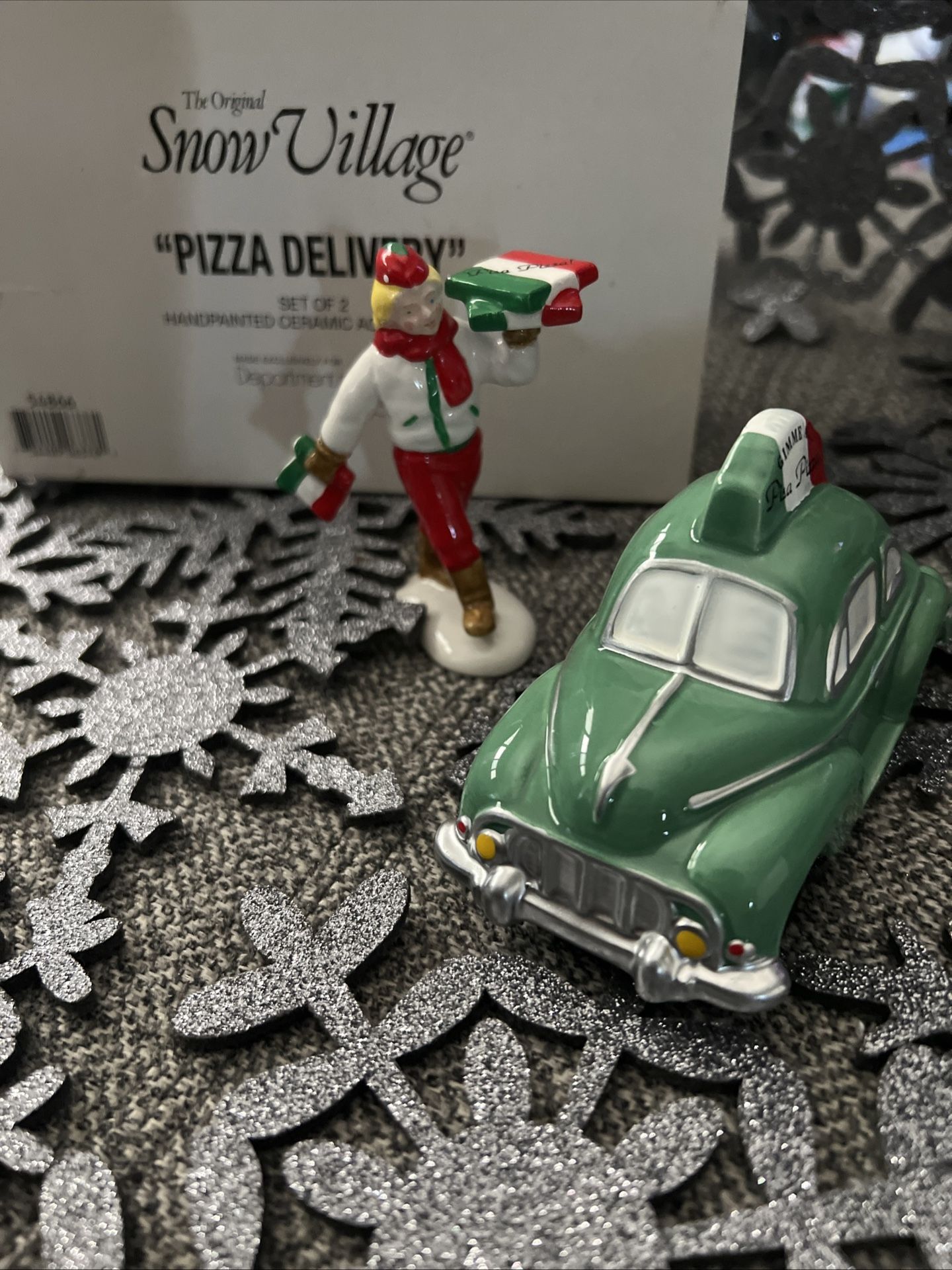 VTG Dept 56 - PIZZA DELIVERY SET OF 2 #54866 - Snow Village NEW RETIRED 1998