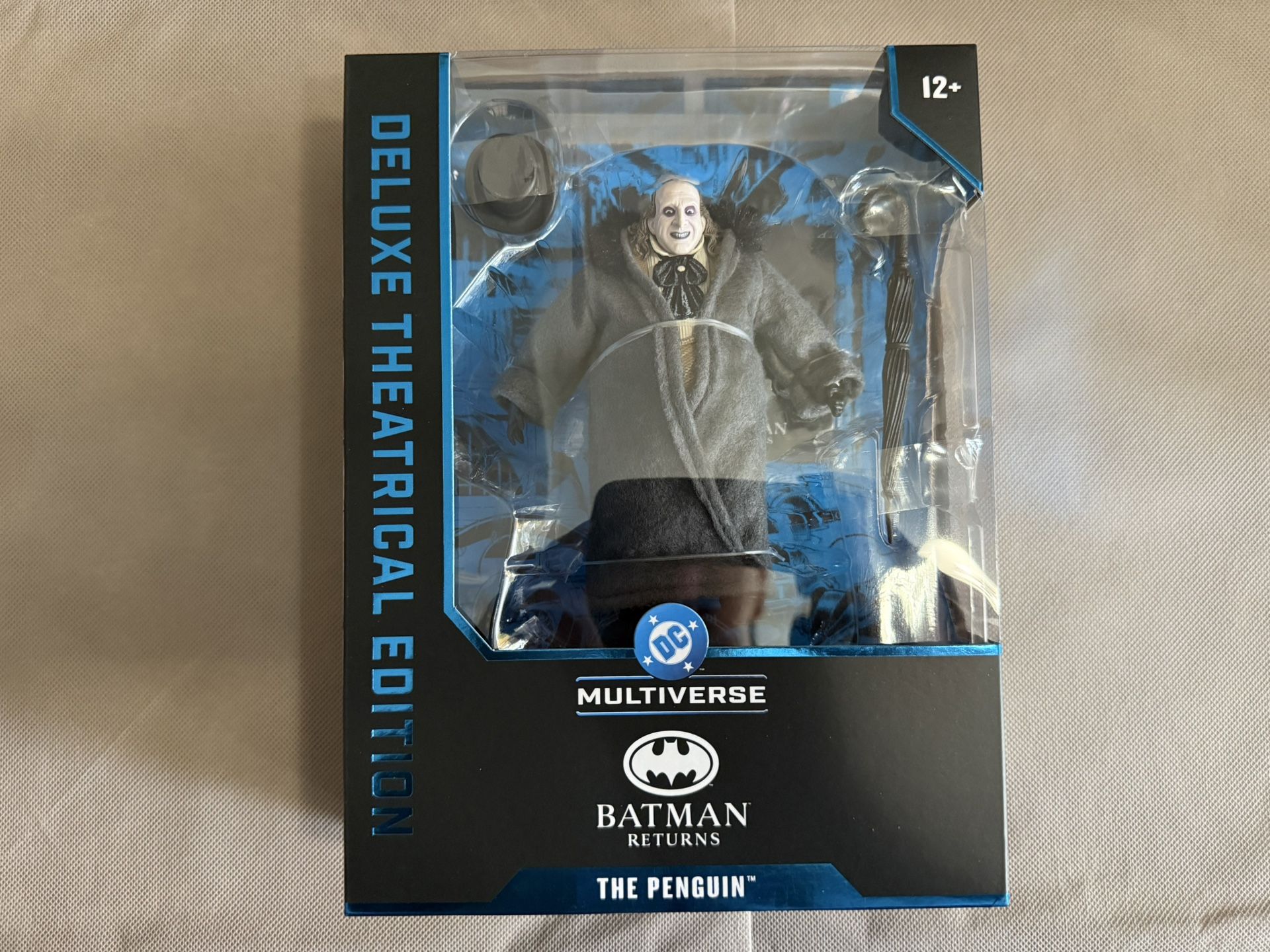 McFarlane Deluxe Theatrical Edition Batman Returns The Penguin