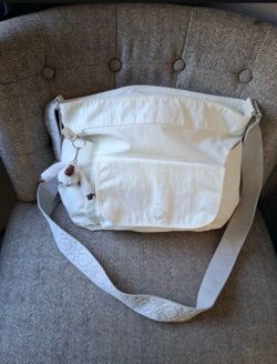 Kipling Nyrie Crossbody Bag With Monkey Keychain White